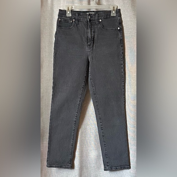 Madewell Denim - Madewell•high rise straight leg jeans•women’s size 27•cotton blend•charcoal gray